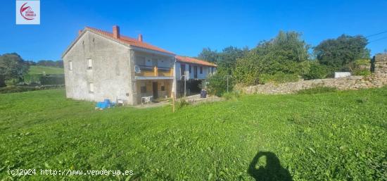 POLANCO  - DOS CASAS PARA REFORMAR CON UNA FINCA LLANA Y VALLADA DE 5158M2 - CANTABRIA