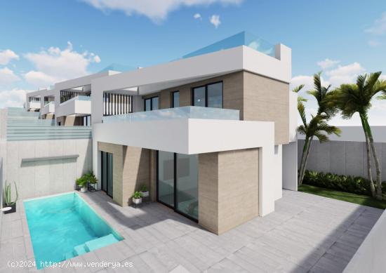 VILLAS DE OBRA NUEVA EN SAN MIGUEL DE SALINAS - ALICANTE