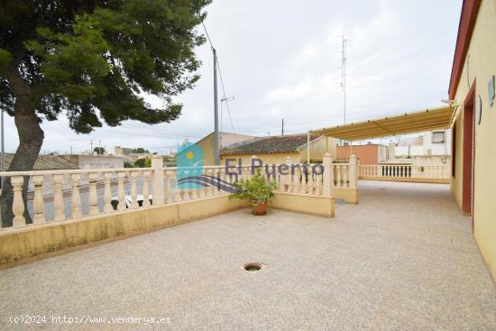 AMPLIO LOCAL COMERCIAL EN EL ESCOBAR - REF 474 - MURCIA