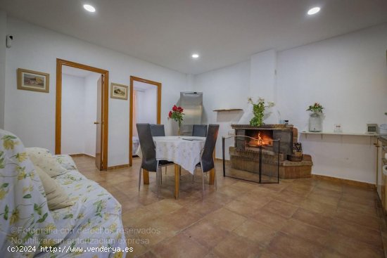 Finca en venta en Estepona (Málaga)