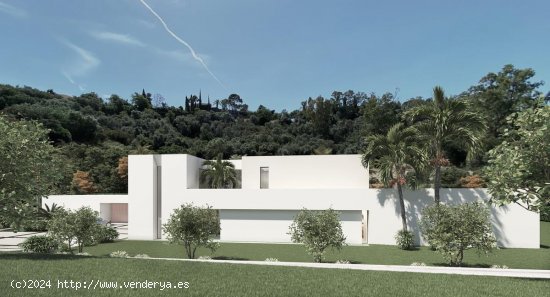 Parcela en venta en Benahavís (Málaga)