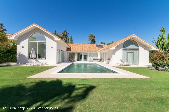 Villa en venta en Sotogrande (Cádiz)