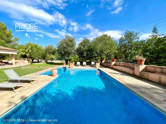 Espaciosa Villa con pista de tenis y piscina - BALEARES