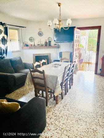 Finca en venta en Estepona (Málaga)