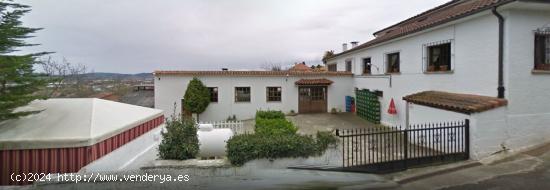 GRAN CASA CHALET PARA REFORMAR EN TIÑANA A DIEZ MINUTOS DE OVIEDO - ASTURIAS