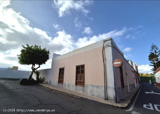  CASA TERRERA EN TELDE - LAS PALMAS 