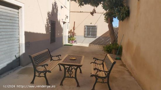 Casa en Alquiler en Banyeres de Mariola - ALICANTE