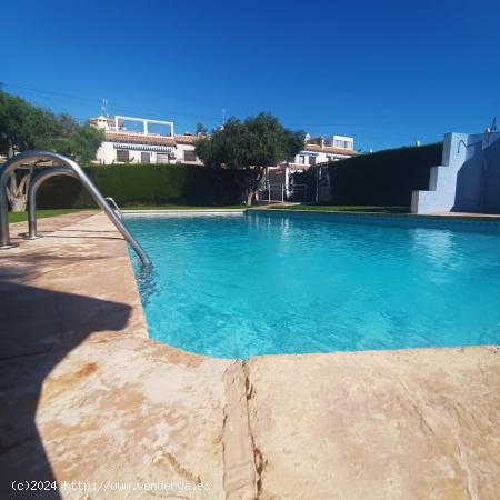 Fantastico bungalow con vistas al mar - ALICANTE