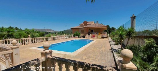 Villa en venta en Calasparra (Murcia)