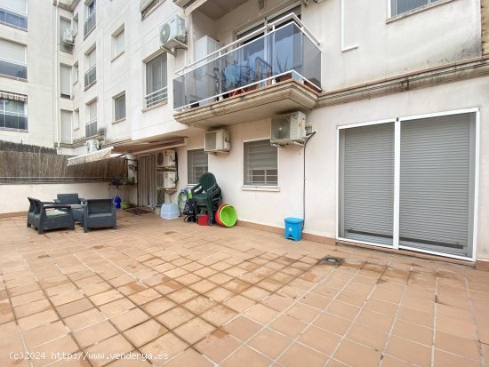 Bajos con jardin en venta  en Olesa de Montserrat - Barcelona