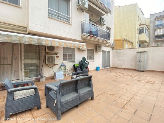 Bajos con jardin en venta  en Olesa de Montserrat - Barcelona