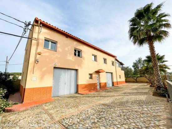 Unifamiliar aislada en venta  en Bàscara - Girona