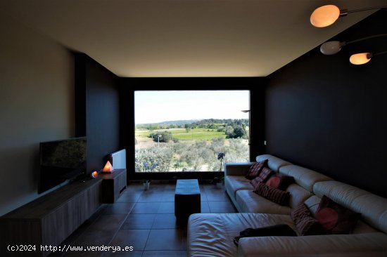 Chalet / Torre en venta  en Gualta - Girona