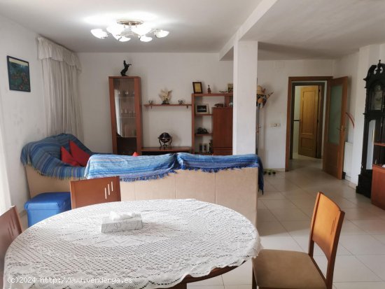 Unifamiliar adosada en venta  en Roses - Girona