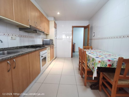 Unifamiliar adosada en venta  en Roses - Girona