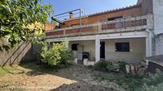 Casa de pueblo en venta  en Colomers - Girona