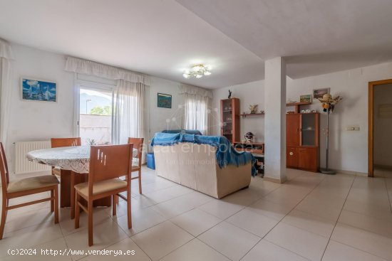 Unifamiliar adosada en venta  en Roses - Girona