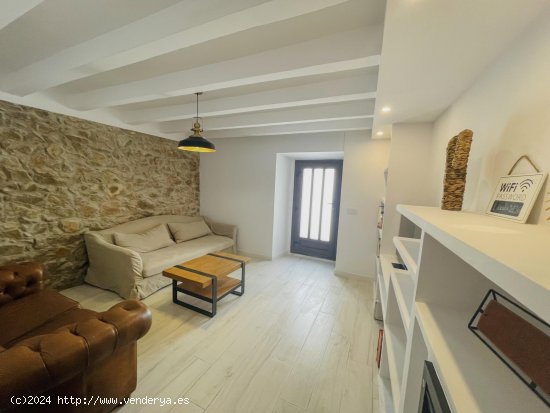 Unifamiliar adosada en venta  en Escala, L - Girona