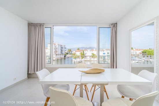 Apartamento en venta  en Empuria-brava - Girona