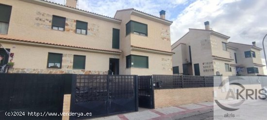 Chalet pareado de 4 dormitorios en Villaluenga de la Sagra