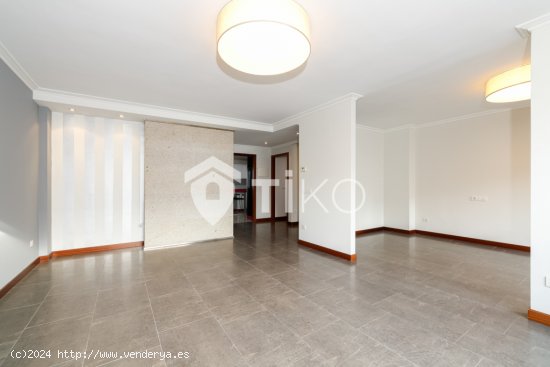 Piso en venta de 171 m² Calle Sagasta, 36001 Pontevedra