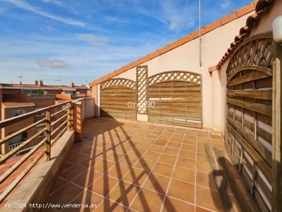 CASA ESQUINERA EN VENTA EN TORREFARRERA.