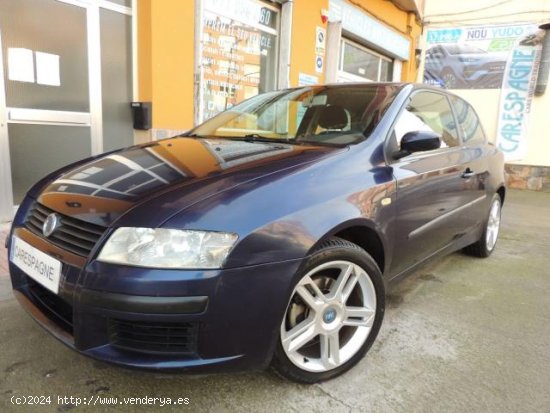  FIAT Stilo en venta en AlcarrÃ s (Lleida) - AlcarrÃ s 