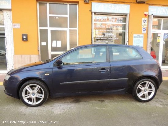 FIAT Stilo en venta en AlcarrÃ s (Lleida) - AlcarrÃ s