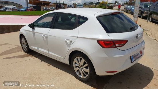 Seat Leon 1.6 TDI de 2015 con 121.633 Km por 13.900 EUR. en Madrid