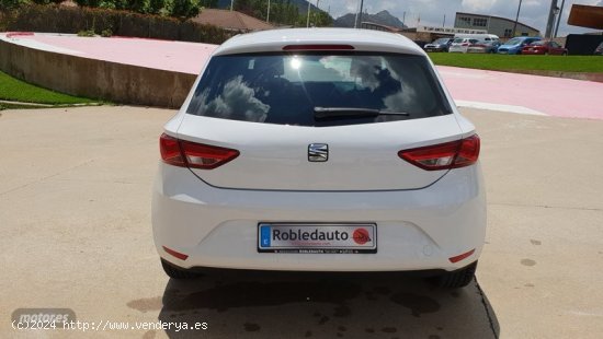 Seat Leon 1.6 TDI de 2015 con 121.633 Km por 13.900 EUR. en Madrid