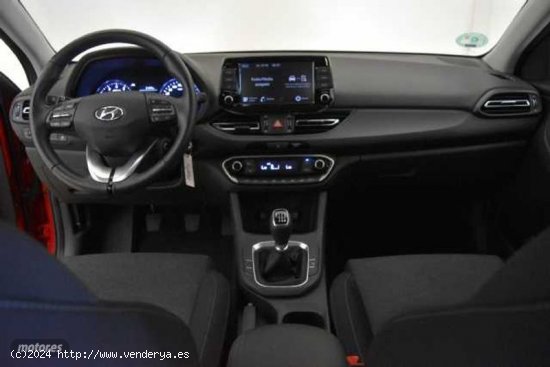 Hyundai i30 1.5 DPI Klass SLX 110 de 2023 con 15.680 Km por 18.900 EUR. en Zaragoza