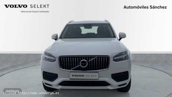 Volvo XC 90 Core, B5 AWD, Diesel, 7 asientos de 2023 con 32.386 Km por 61.900 EUR. en Zaragoza