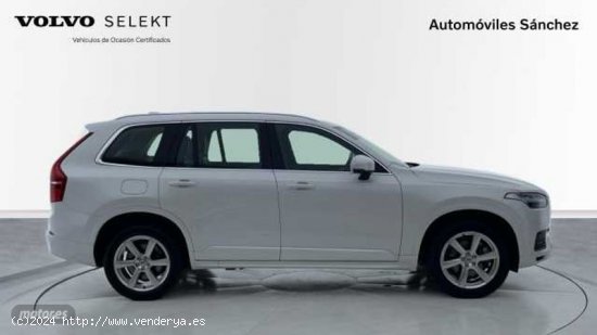 Volvo XC 90 Core, B5 AWD, Diesel, 7 asientos de 2023 con 32.386 Km por 61.900 EUR. en Zaragoza