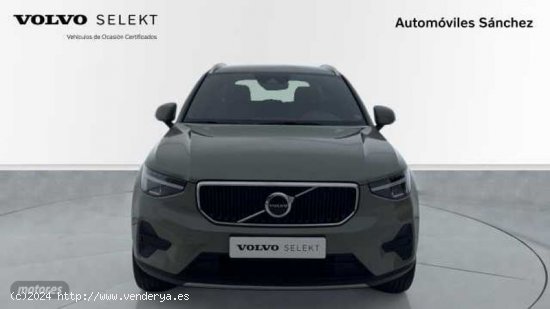 Volvo XC40 Core, T2 automatico, Gasolina de 2023 con 33.025 Km por 36.800 EUR. en Zaragoza