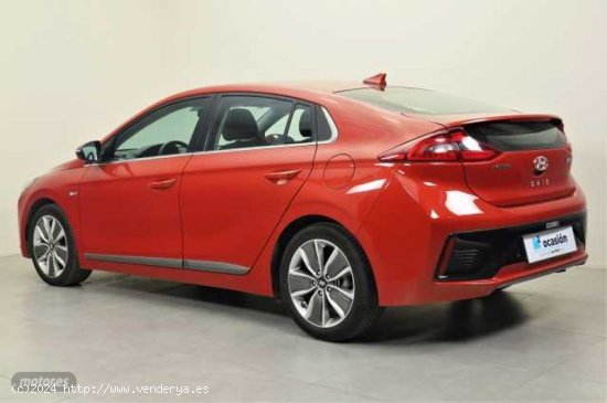 Hyundai Ioniq 1.6 GDI HEV Tecno DCT de 2017 con 81.100 Km por 17.990 EUR. en Valencia