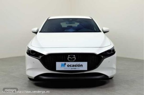 Mazda Mazda3 2.0 SKYACTIV-G 88KW ZENITH+NAVEGADOR de 2019 con 47.000 Km por 20.990 EUR. en Valencia