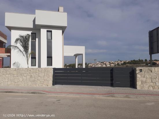 PAREADOS DE OBRA NUEVA EN LA FINCA GOLF - ALICANTE