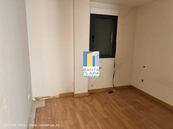 PISO EN VENTA DE 3 DORMITORIOS, BAÑO, ASEO Y PLAZA DE GARAJE CERRADA EN MONFARRACINOS, ZAMORA. - ZA