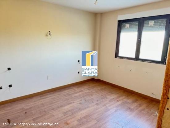 APARTAMENTO EN VENTA CON TERRAZA Y PLAZA DE GARAJE CERRADA EN MONFARRACINOS, ZAMORA. - ZAMORA