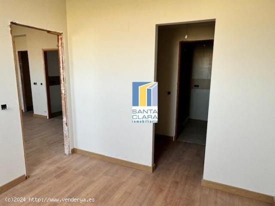 APARTAMENTO EN VENTA CON TERRAZA Y PLAZA DE GARAJE CERRADA EN MONFARRACINOS, ZAMORA. - ZAMORA