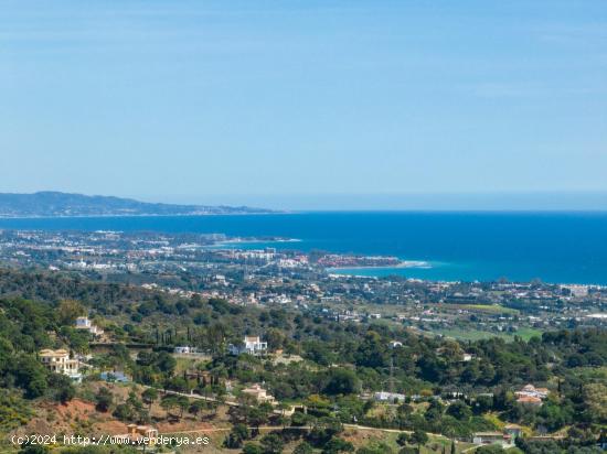  Suelo finalista con vistas panorámicas al mar en Benahavis - MALAGA 