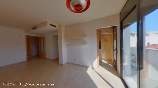 Oportunidad!! Piso duplex con ascensor. - BARCELONA