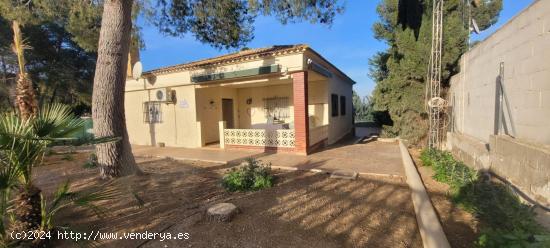  Chalet independiente en venta Pedralba - VALENCIA 