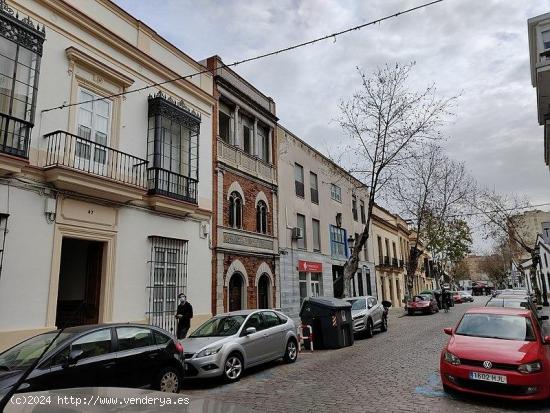  CASA EN EL CENTRO  DE JEREZ - CADIZ 