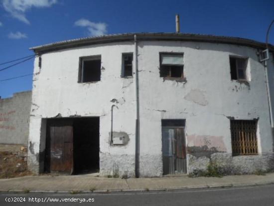  CASA PARA REFORMAR EN LA ZONA DE BEMBIRE - LEON 