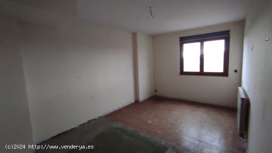 PISO TIPO DUPLEX EN VEGUELLINA DE ORBIGO - LEON