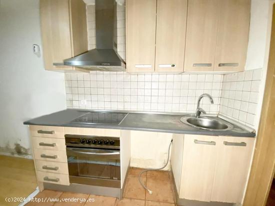 SE VENDE ESTUDIO EN BARCELONA, ZONA LA PROSPERITAT - BARCELONA