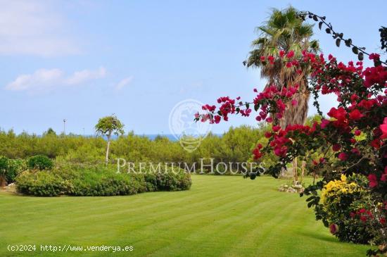 Casa en venta en Llavaneres con vistas al mar - Costa BCN - BARCELONA