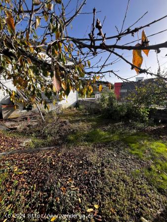 SE VENDE CASA CON TERRENO PARA REFORMAR EN OCERO - LEON