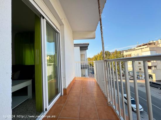  Junto al Mar, Piso en Última Planta con Terraza en Esquina y Vistas Inigualables en Torrenueva Cost 